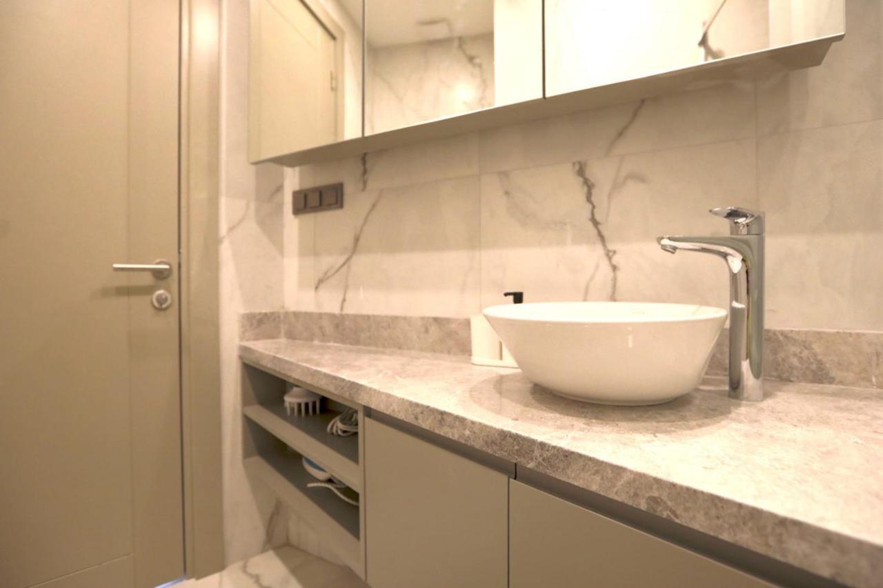 Excellent Flat W 360 Bosphorus View In Cihangir Истанбул Екстериор снимка